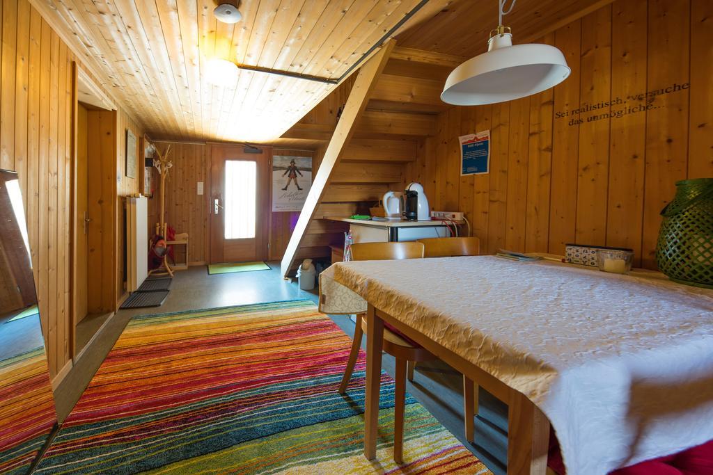 Gaestehaus Alpina In Fanas Luaran gambar