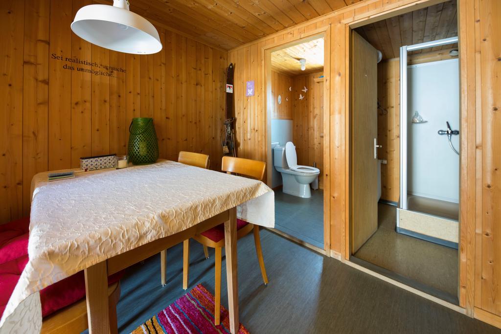 Gaestehaus Alpina In Fanas Luaran gambar